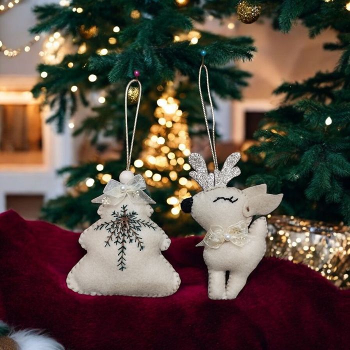 Іграшки на ялинку з фетру ручна робота