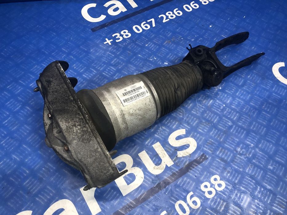 Пневмостойка передня ліва Audi Q7 4L Ауди Стойка амортизатора Ауді