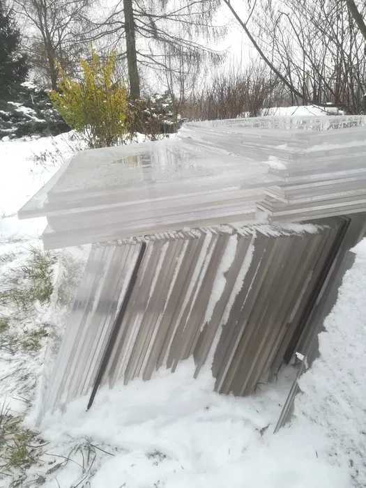 Idealne płyty pleksi 99 x 41,5 x 0,7 cm - bezbarwny akryl plexa (rysy)