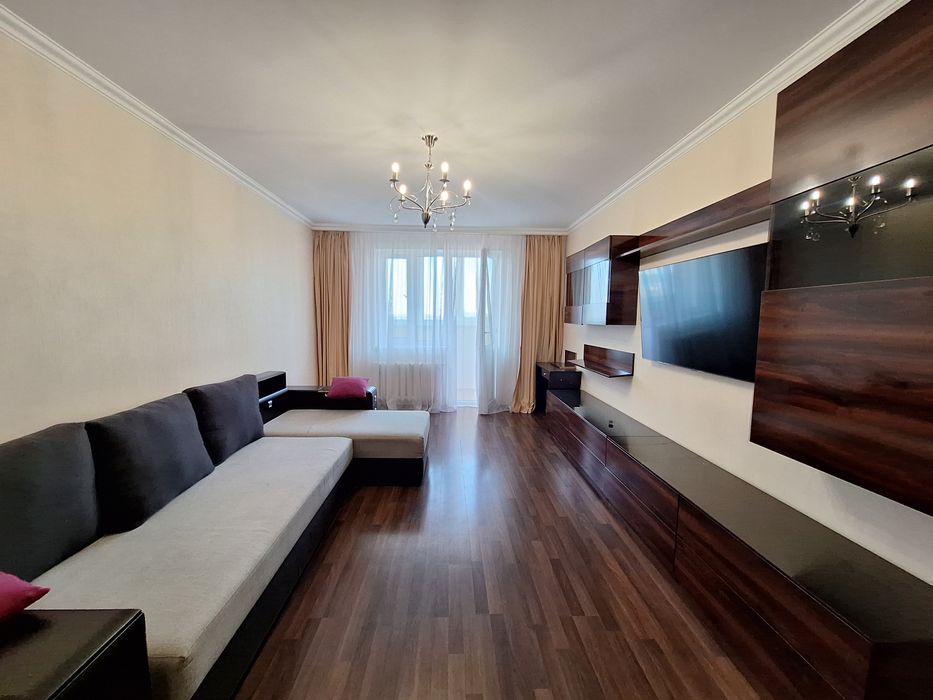 3-кімнатна 108 м УКОМПЛЕКТОВАНА меблями та технікою на К.шляху 1Д