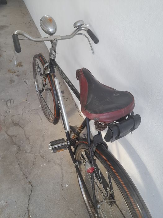 Bicicleta pasteleira yeye 1956 restaurada