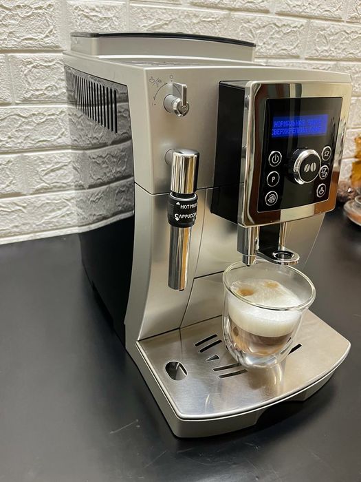 Кавомашин/кавоварка Delonghi ecam 23.420