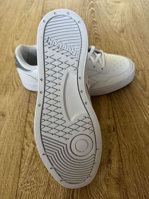 Buty Damskie Reebok Court Advance Bold Biały roz. 39