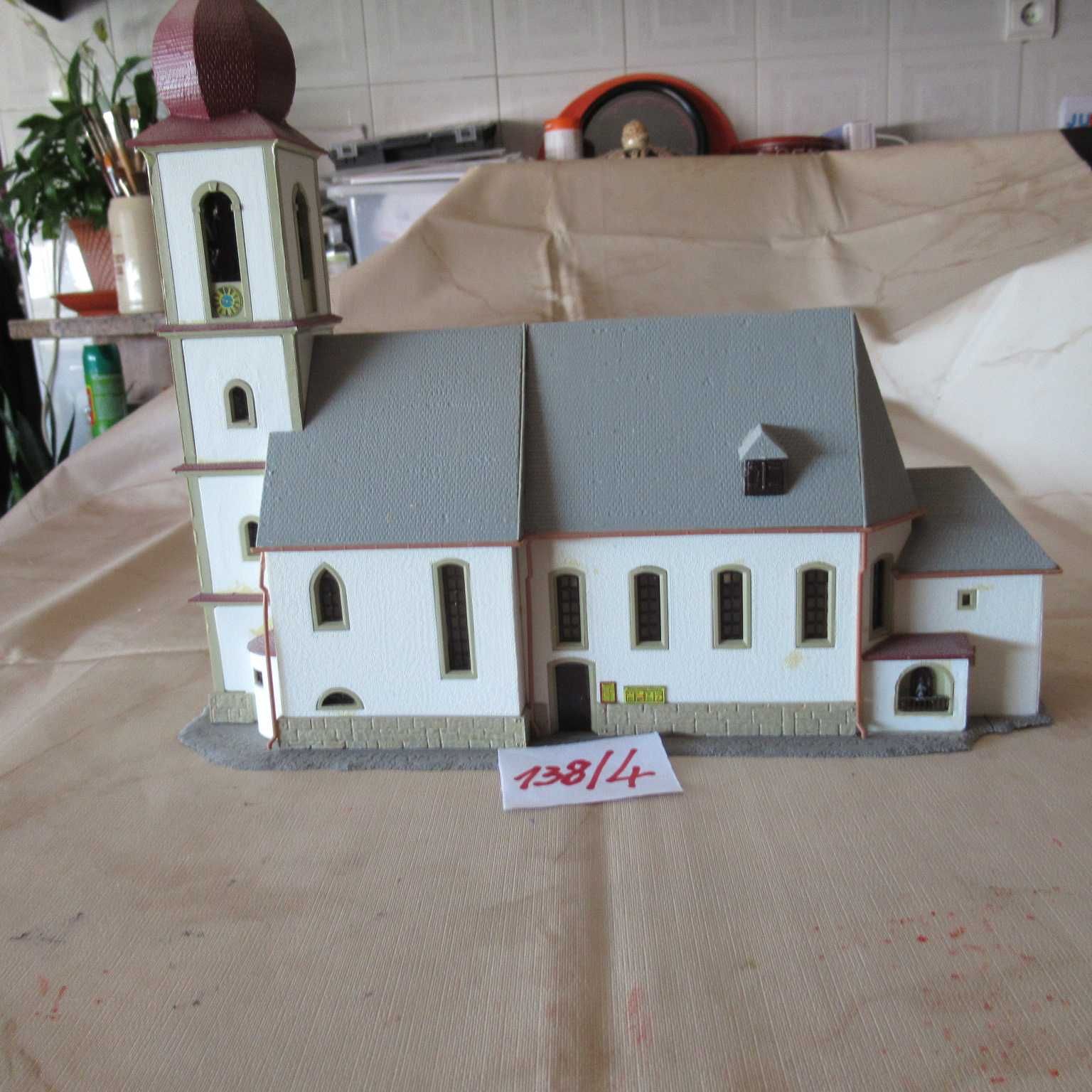 (138/4)-Igreja para maquetes 1.87/h0 c/28Cx29A em bom estado