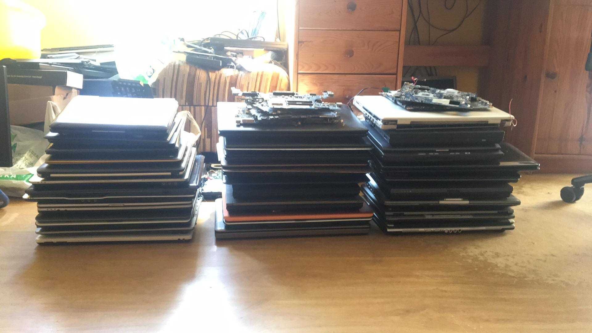Sprzedam 17 Laptopów Przetop lub czesci zamienne