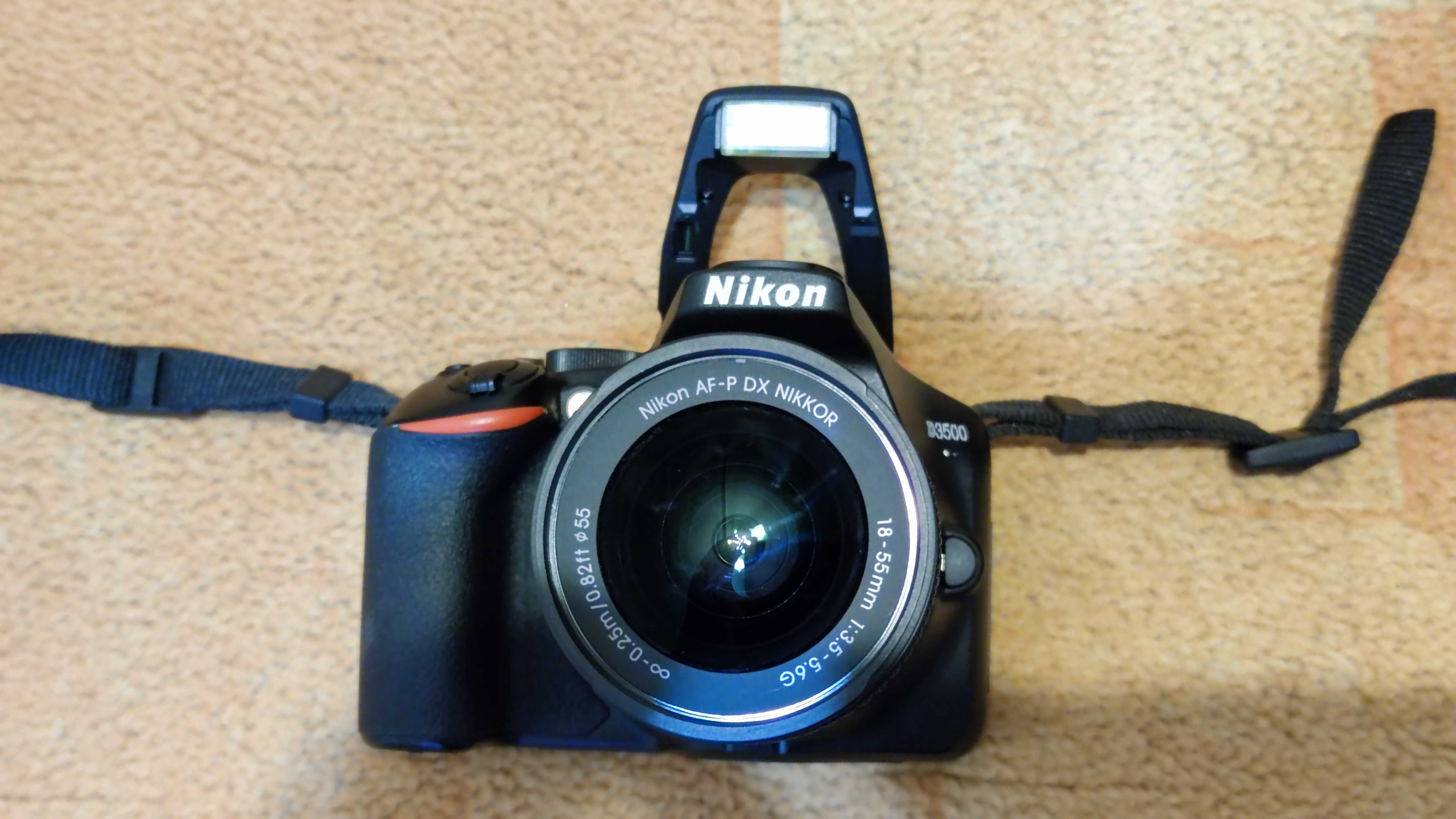 Продам Nikon D3500