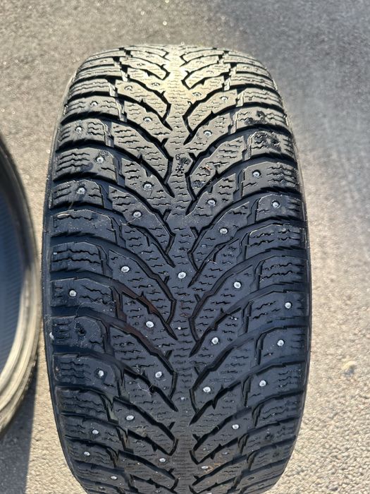 Зимові шини 225/45/r18