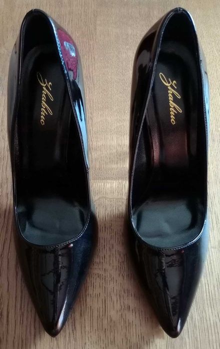 Sapatos altos Setilletos pretos 12cm (tamanho 40) novos nunca usados