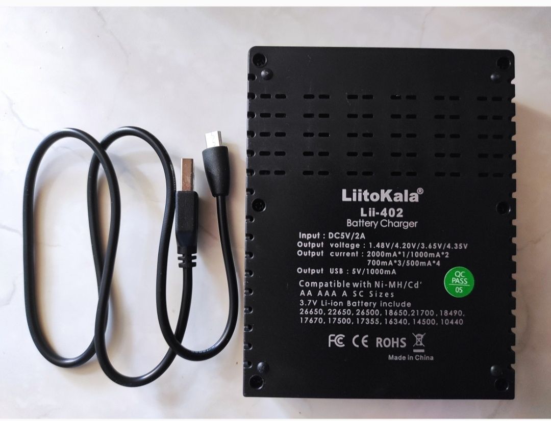 Зарядное устройство LiitoKala Lii-402.
