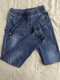 Джинси джогери, джинси на резинці