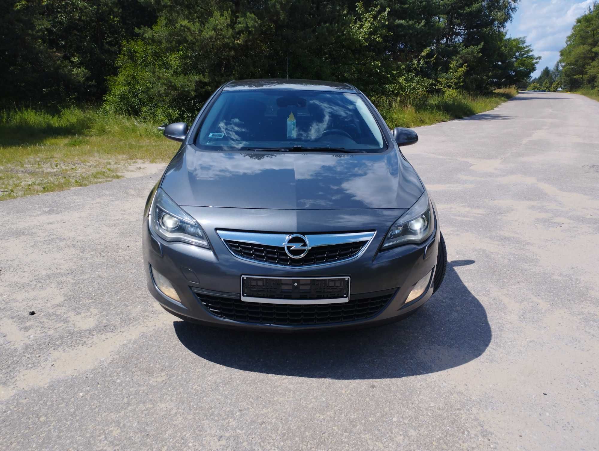 Opel Astra J 1.7 CDti Zarejestrowana !!