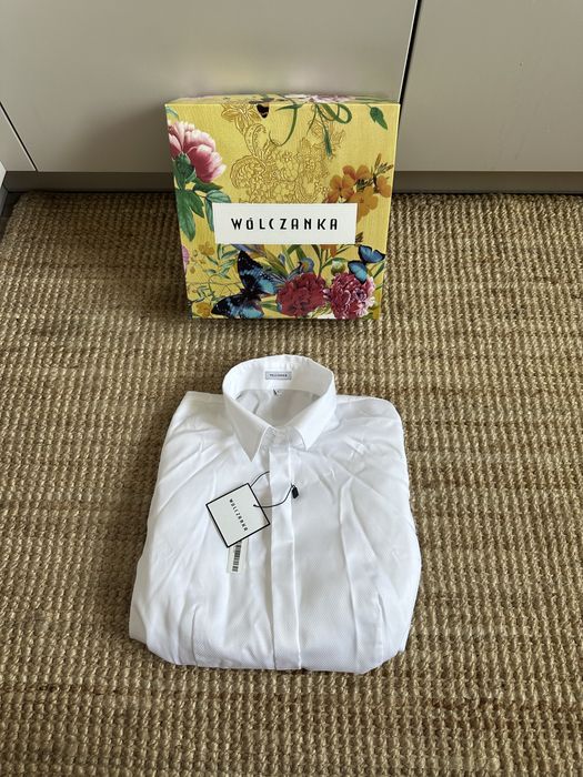 Koszula biala elegancka wólczanka prezent poczatek roku