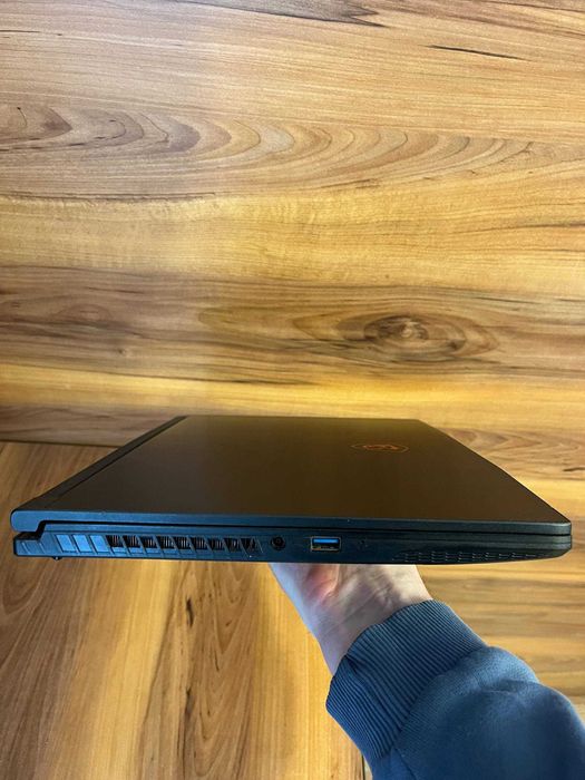 Ігровий ноутбук MSI GF63 THIN i5-11400H GTX 1650 16GB SSD 15.6 IPS