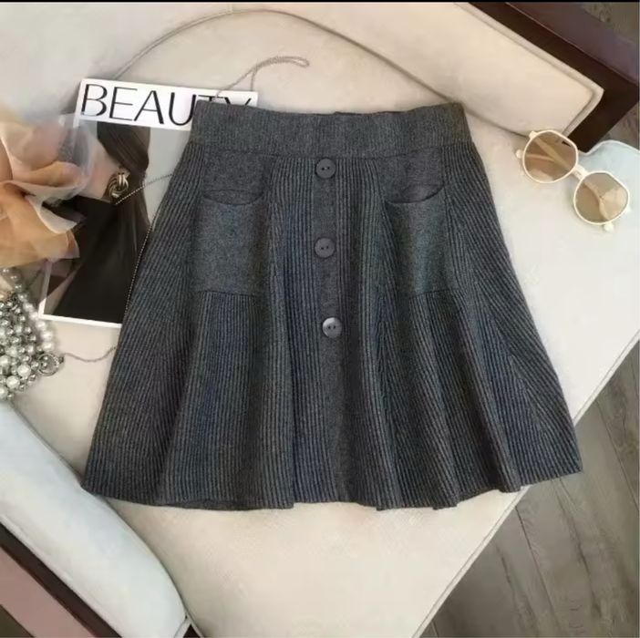 Демисезонна Трикотажна Спідниця вʼязка Плісе спідничка міні пліссе