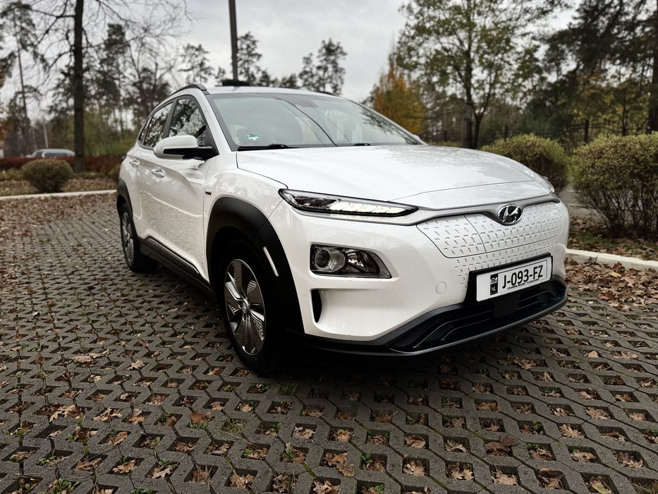 Hyundai KONA elektric  64 kWt 2020 рік