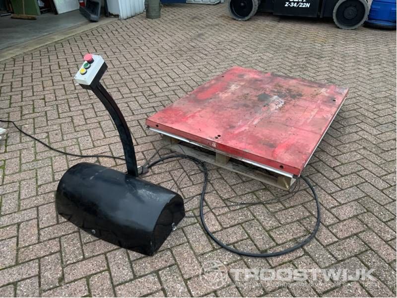 Stół Hydrauliczny Nożycowy HY1001 udźwig 1000 kg.