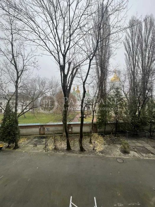 Продаж 3к квартири з новим ремонтом Золоті Ворота Софійський собор