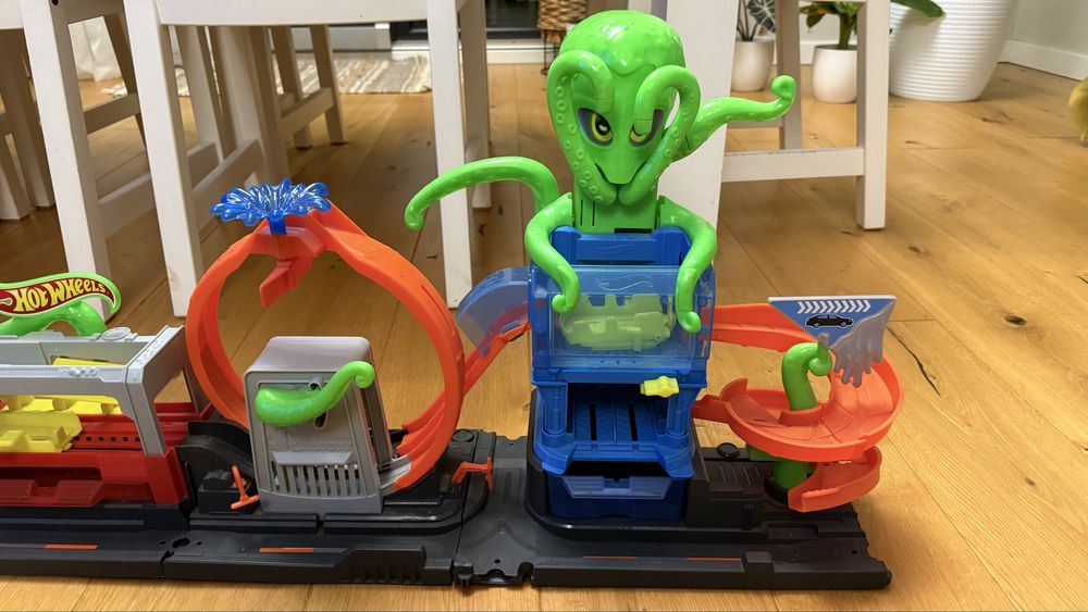 Hot wheels myjnia atak ośmiornicy