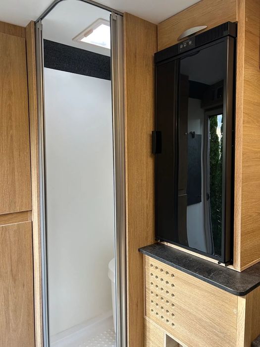 Globe 230  Kabina kamper na pickupa. Globe 230, Najlepsza cena na rynku. Nowa