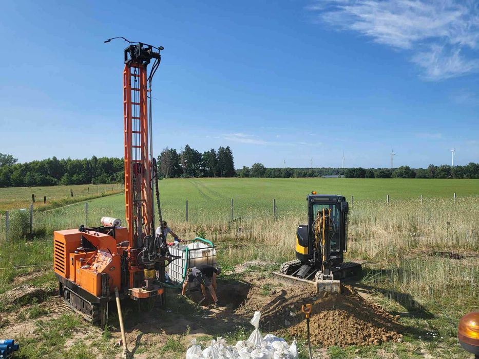 Wiertnica do studni , pomp ciepła , studnie głębinowe