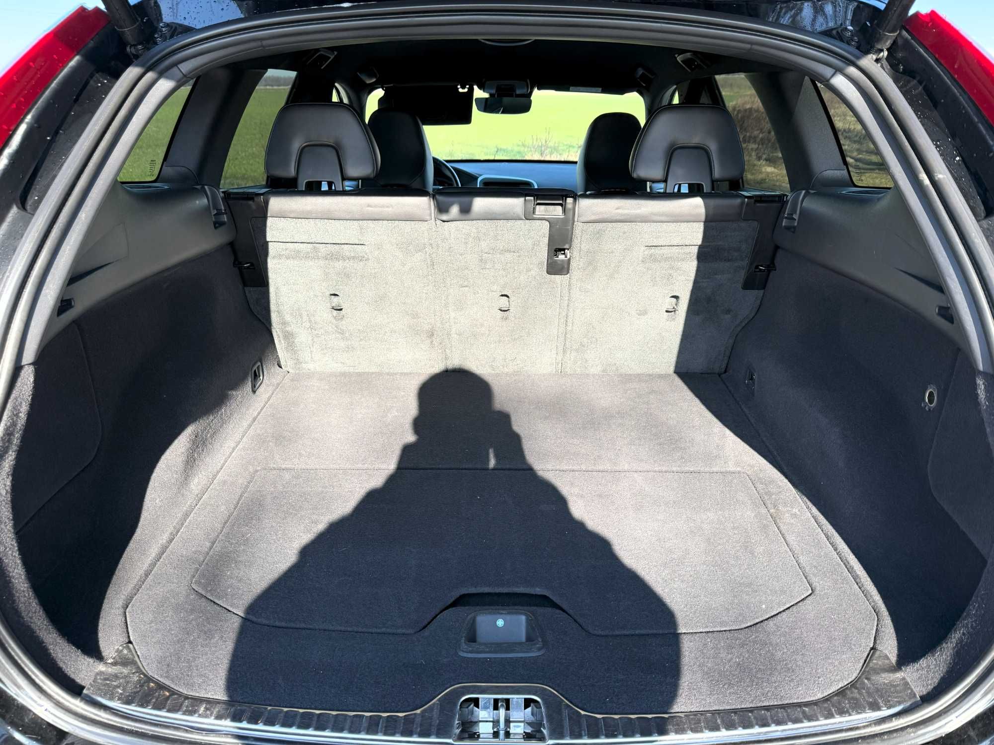 Volvo XC60 2.4 D5 AWD SUMMUM | Automat | 2017 | Bogate Wyposażenie