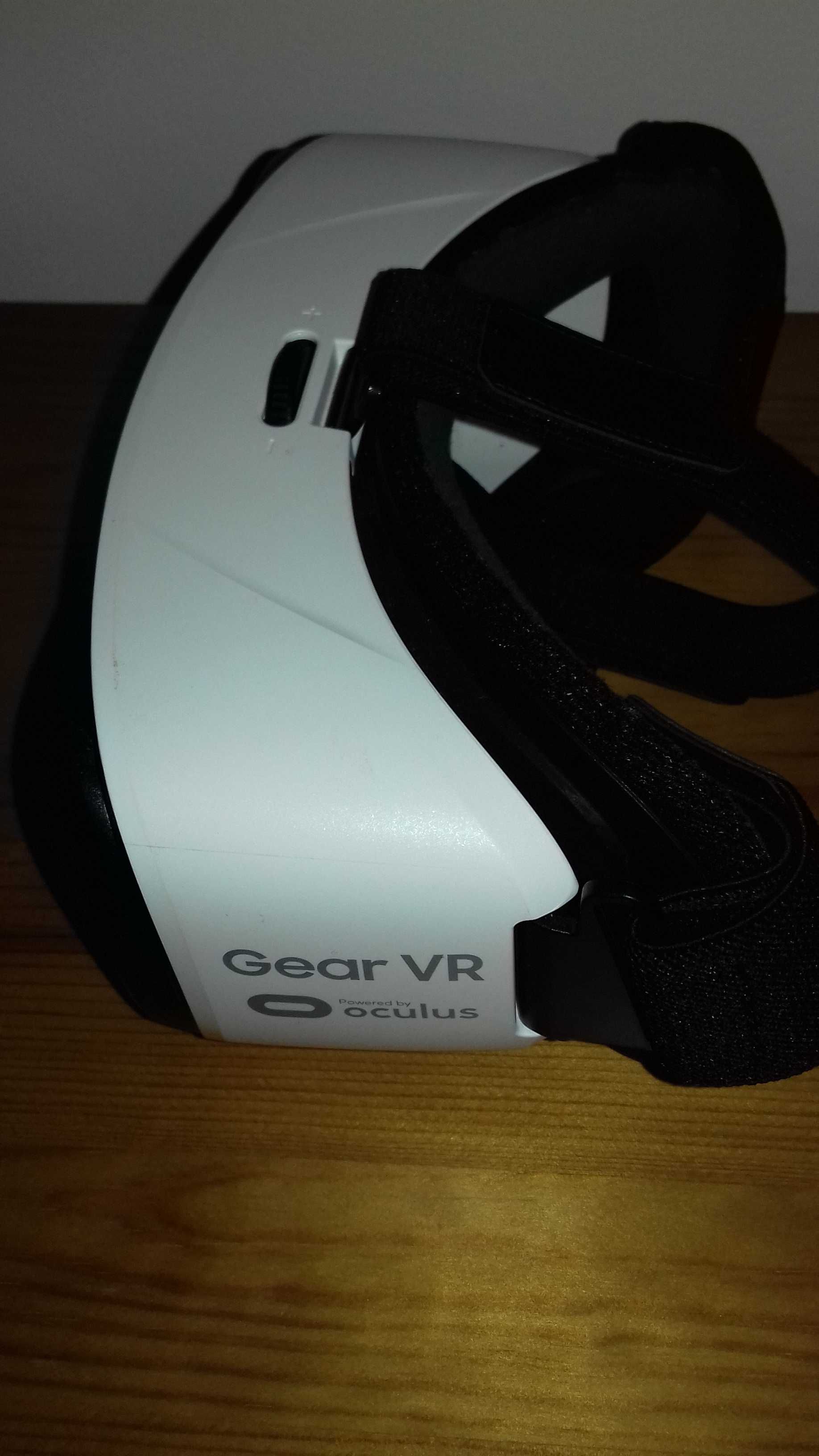 Óculos de Realidade Virtual Samsung Gear VR