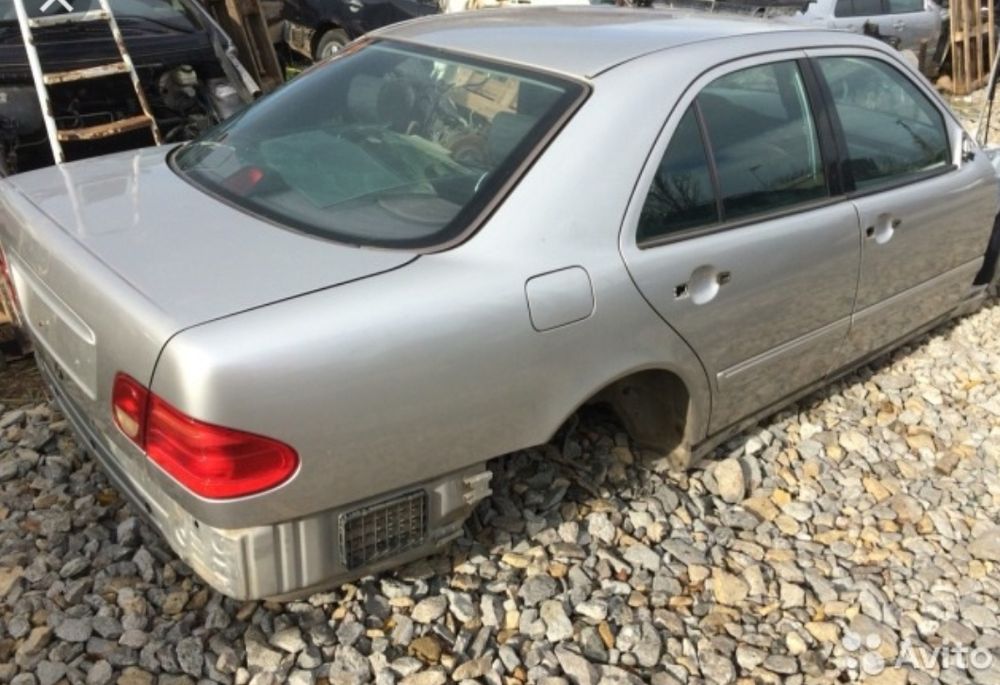 Кузов распил Mercedes 210 седан универсал