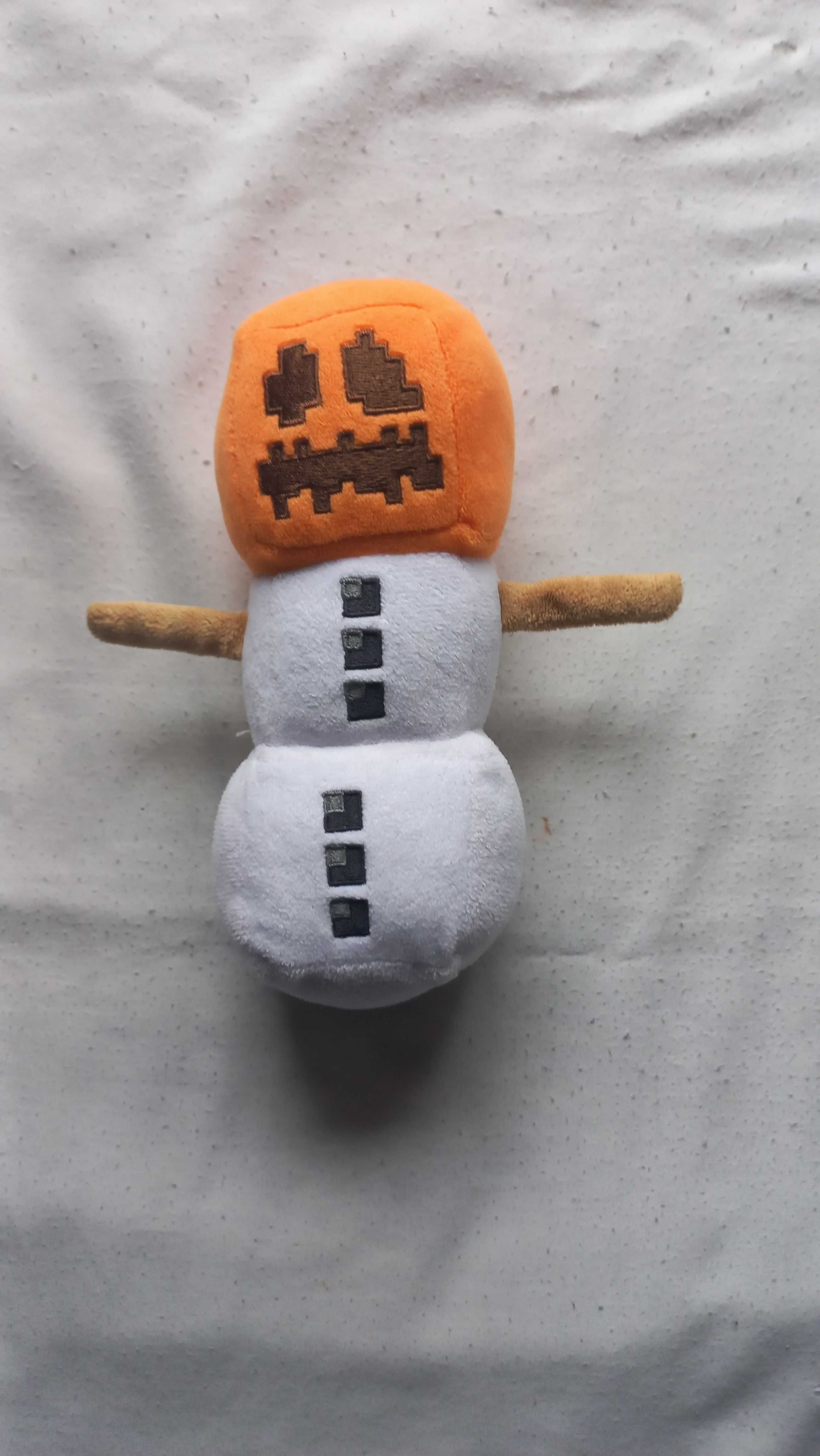 Minecraft maskotka Bałwan Śnieżny Golem