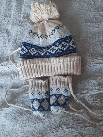 Тепла шапка з рукавичками