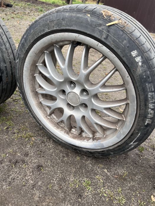 Комплект литих дисків R17 з резиною