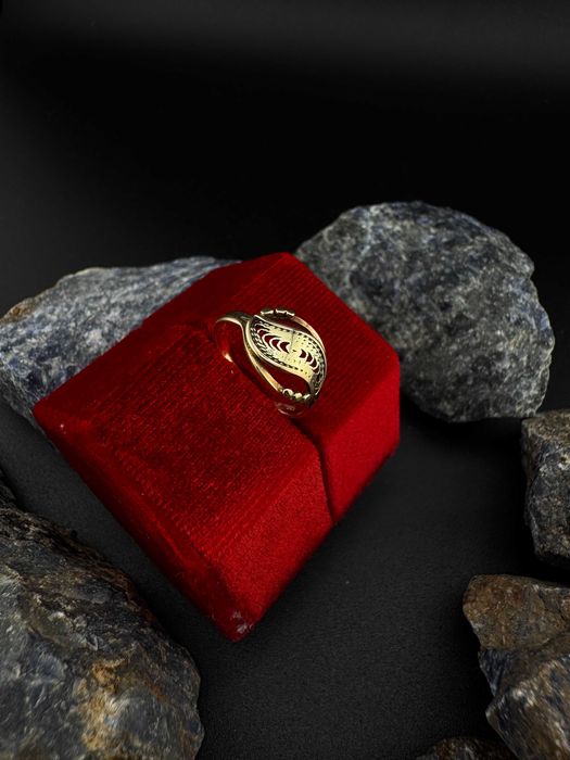 Złoty Pierścionek z Wyjątkowym Wzorem | JAK NOWY | 585 | 1.46g