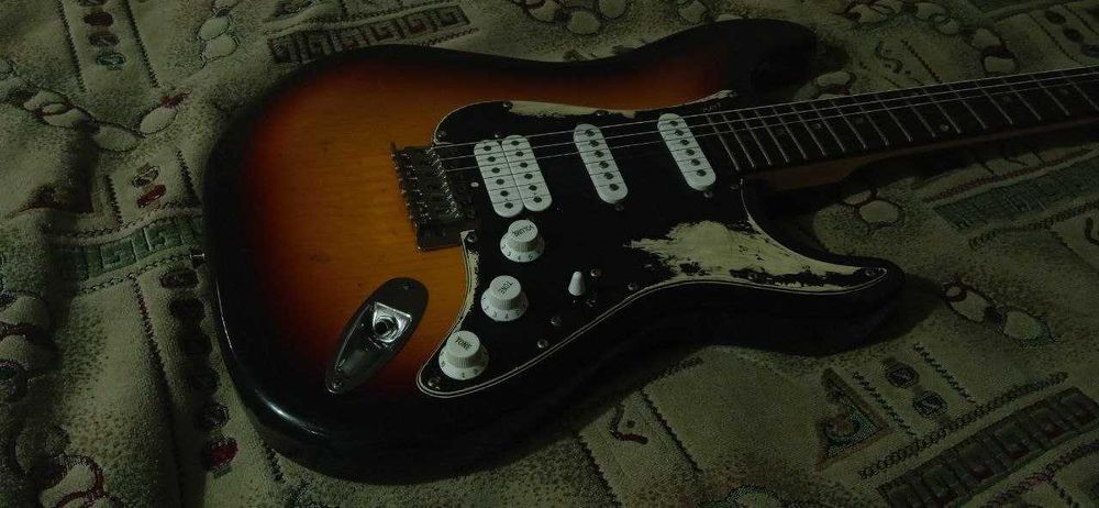 Электрогитара Maxwood StageMaster, стратокастер SSH.