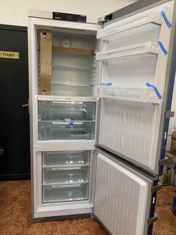Холодильник 70см Liebherr CBNef 5735