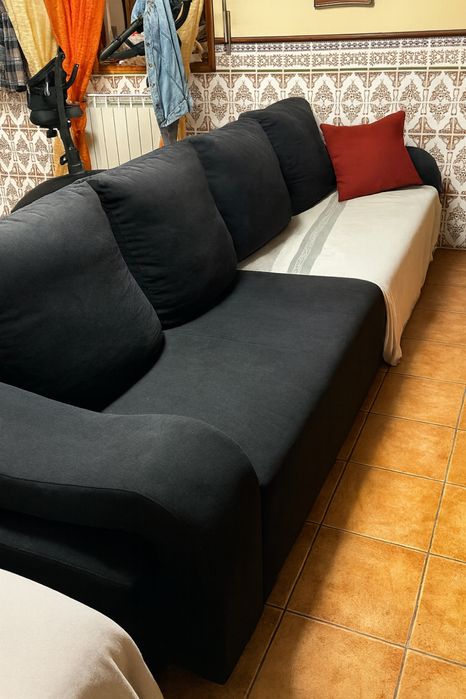 Sofá grande que podem colocar de varias maneiras