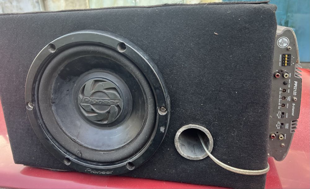 Саб с усилком Pioner