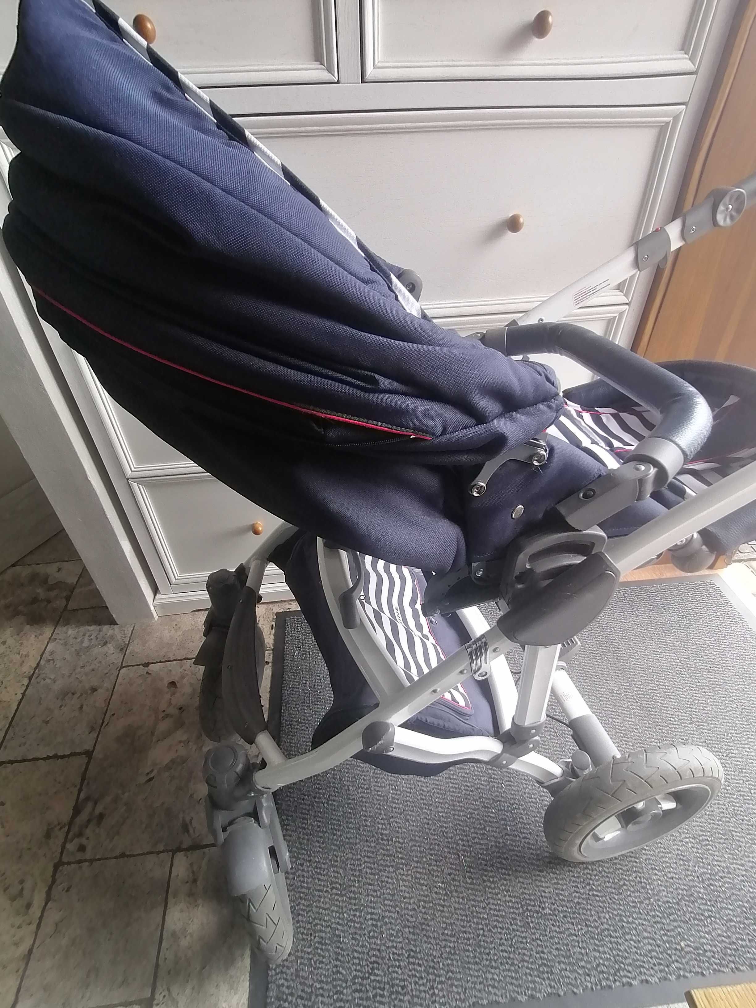 Wózek dziecięcy Marine Fotelik maxi cosi isofix