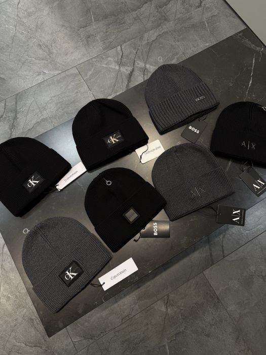 Чоловіча брендова шапка