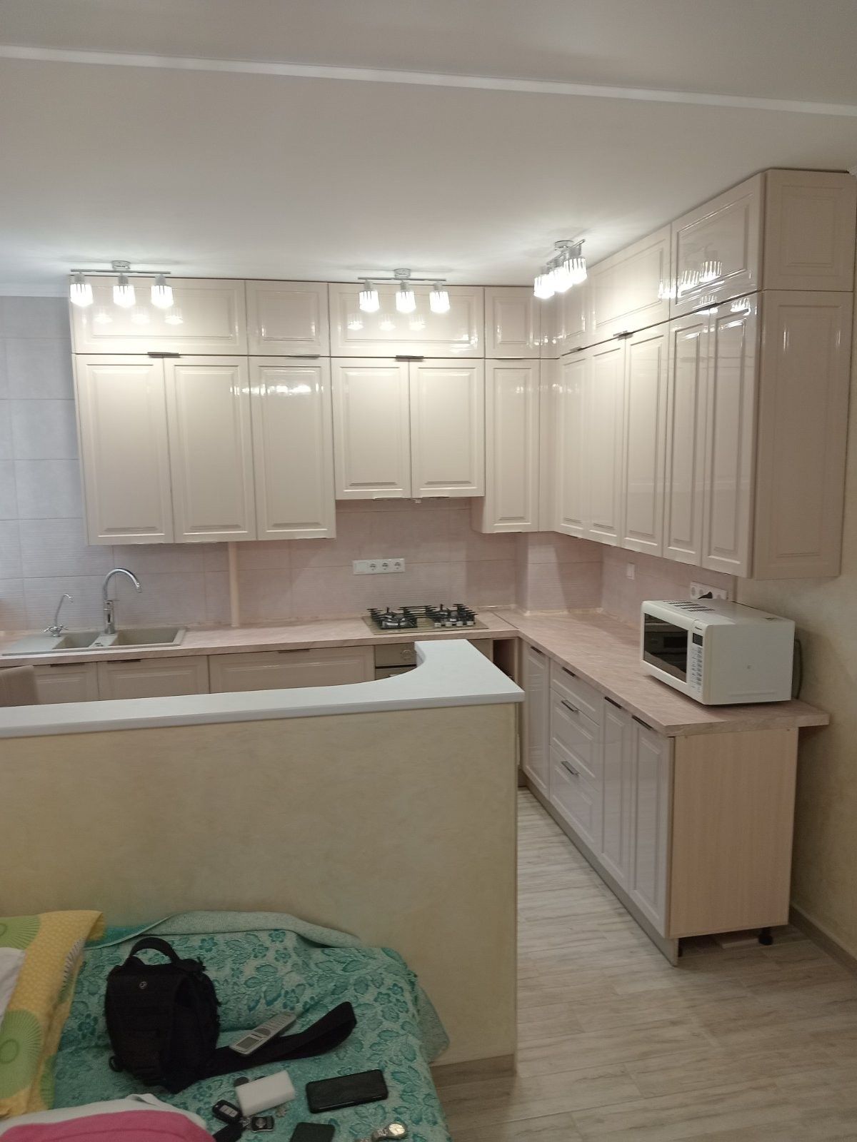 Реставрация старых кухонных фасадов. Покраска, замена.