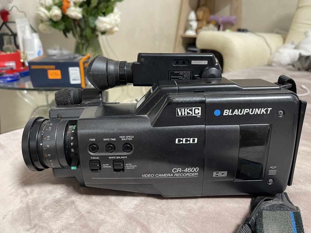 Видеокамера VHSC BLAUPUNKT CR-4600