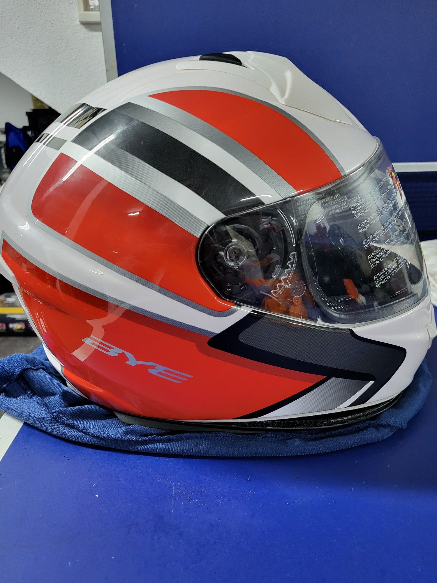 Capacete BYE movo