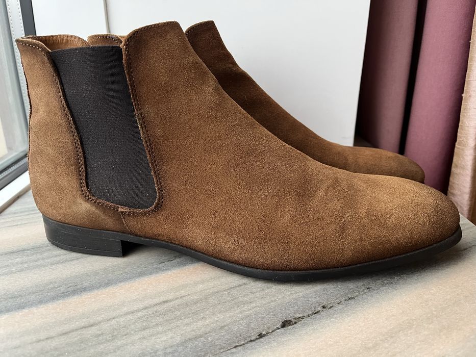 Чоловічі замшеві челсі Zara