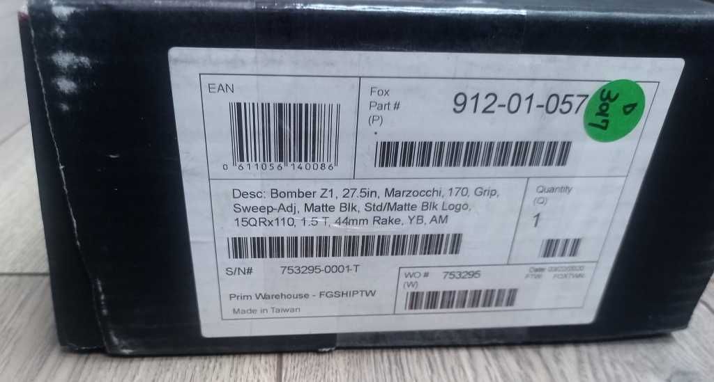 NOWY Marzocchi Bomber Z1 27,5" 170mm tapered boost