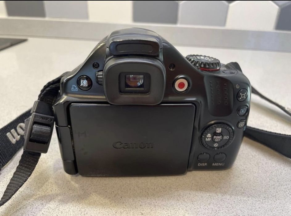 Canon PowerShot SX30 IS