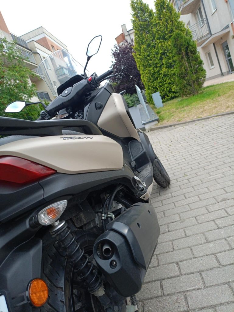 Yamaha tricity 300