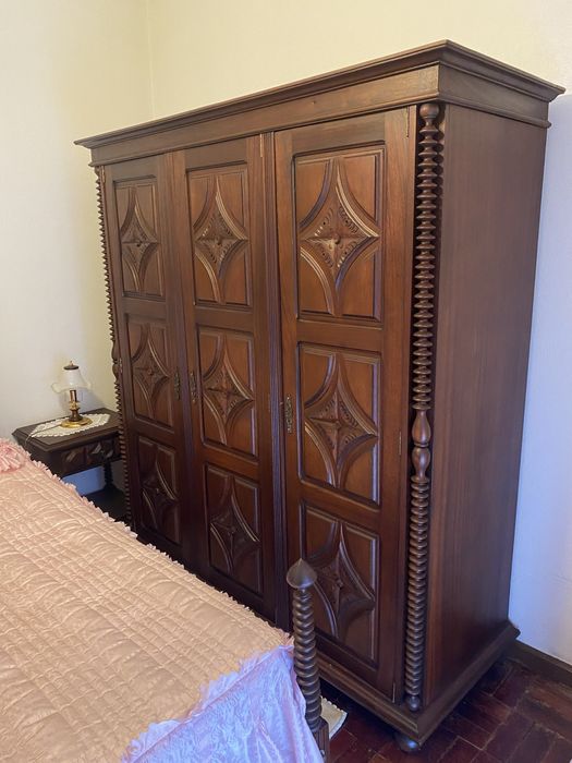 Vende-se mobilia de quarto