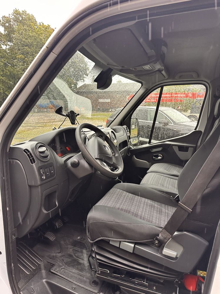 Renault Master 2,3 170km