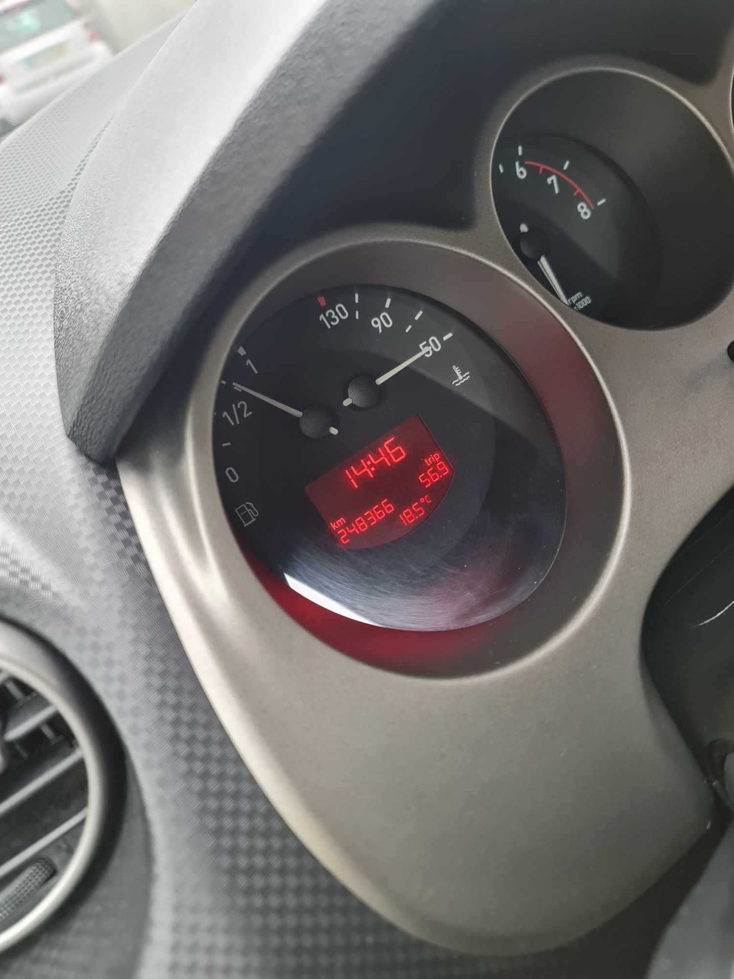 Seat altea 1600 gasolina gpl