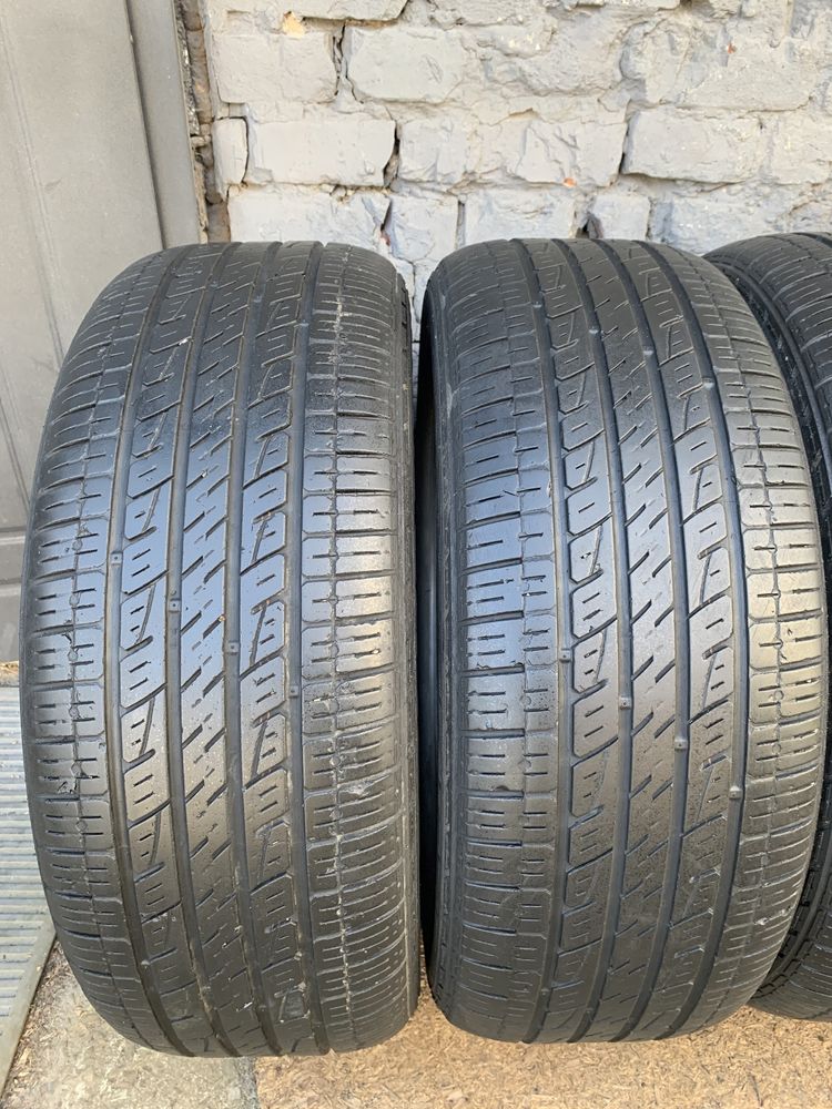 Шини Kumho 235/55R19