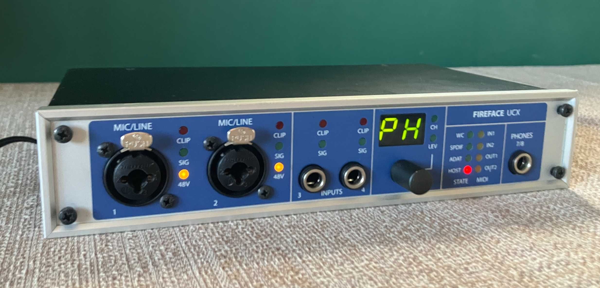 Placa de som soundcard RME Fireface UCX