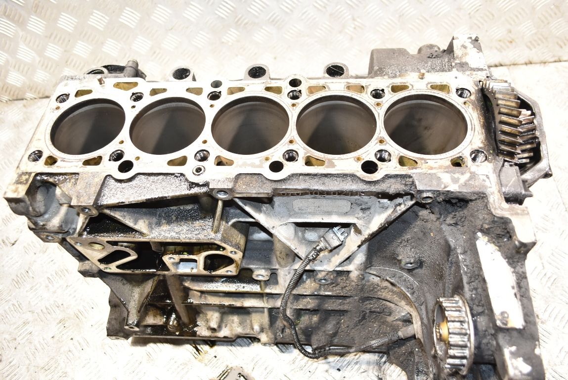 Блок двигуна VW Transporter (T5) 2003-2015 2.5tdi 070103021F
